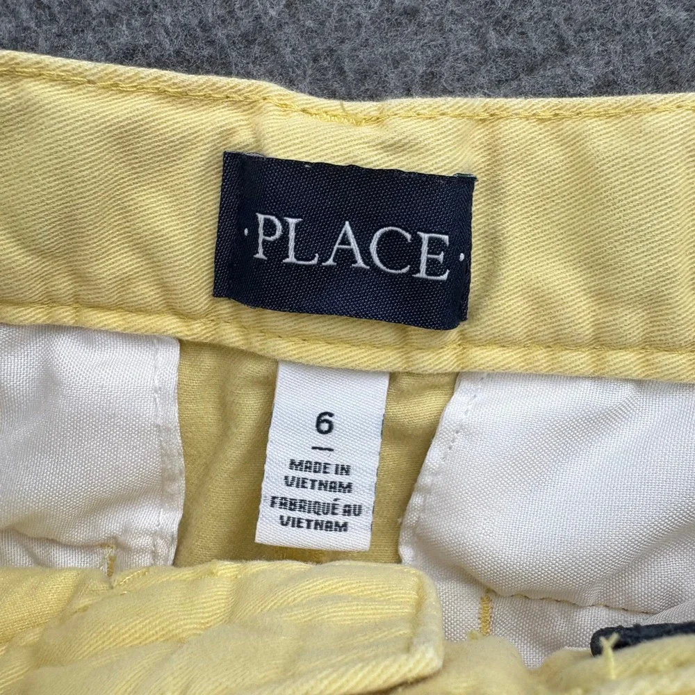 The Childrens Place Boys Shorts Set 2 Pairs Light Blue Yellow Belt Size 6 Preppy